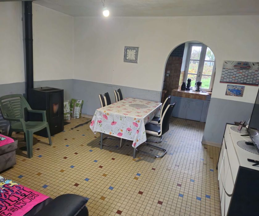 Ensemble immobilier constitué de deux maisons