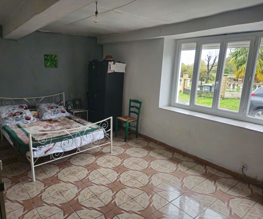 Ensemble immobilier constitué de deux maisons