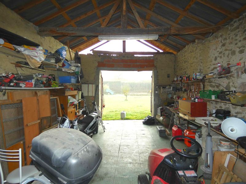 Charmante maison avec studio et local indépendants