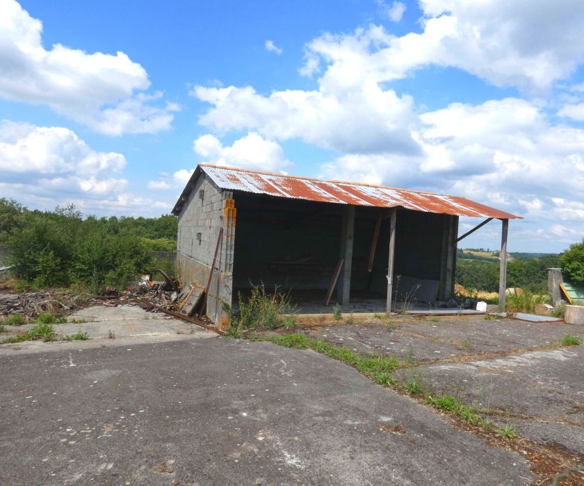 Ferme 168 m² hab avec 3ha7 de terrain