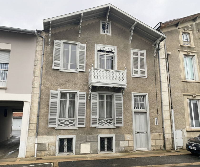 Maison de ville à 200 du centre-ville