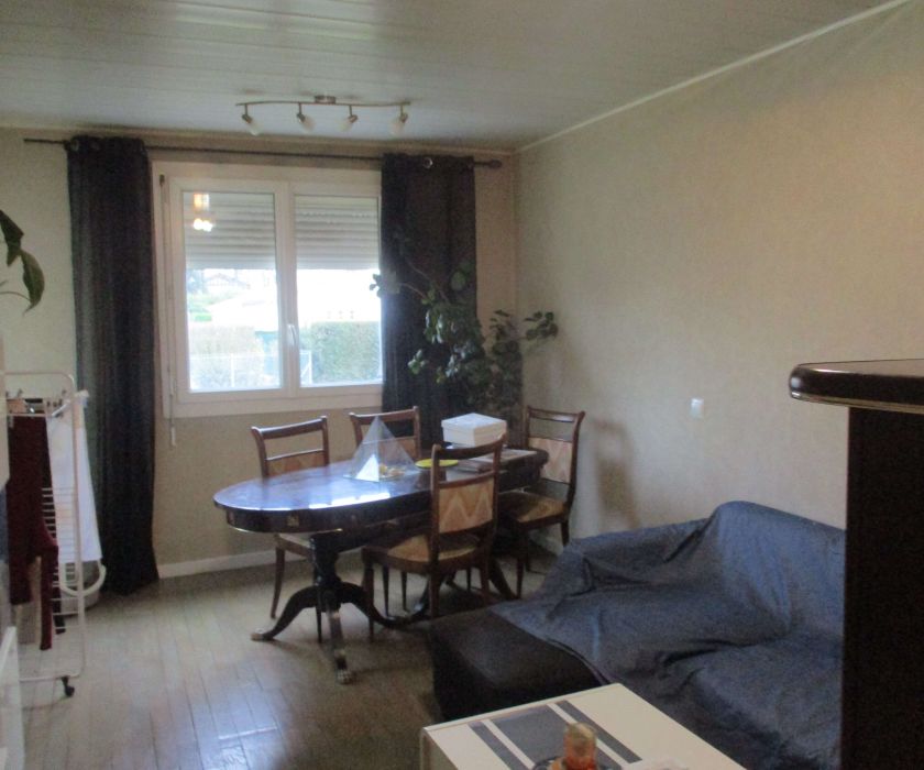 Appartement  type 4  au premier étage d'une résidence