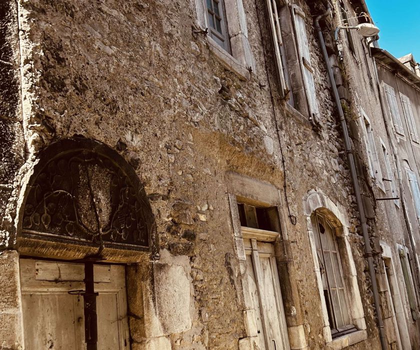 Maison de vaille à rénover entierement
