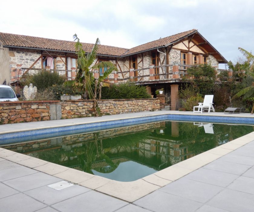 Magnifique ensemble immobilier en pierres