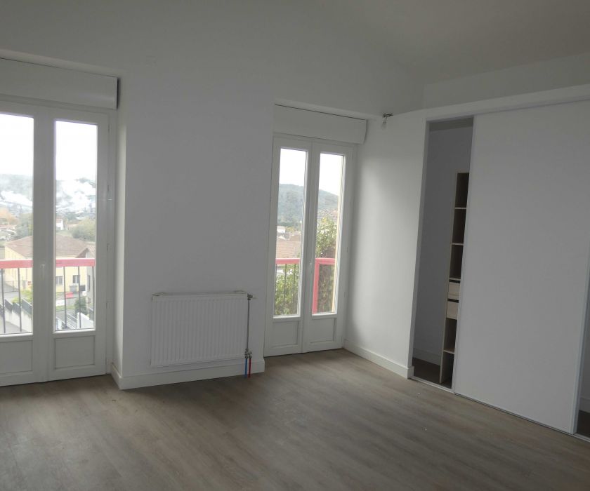 Proche cœur de ville Saint Gaudens - Maison rénovée en partie