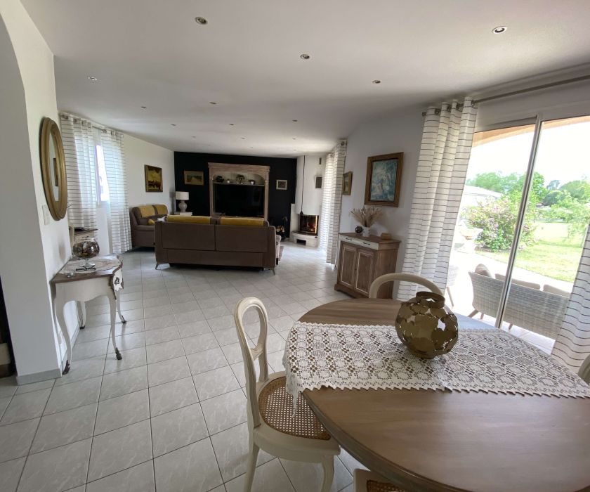 Belle villa de 145 m² hab dans un quartier résidentiel