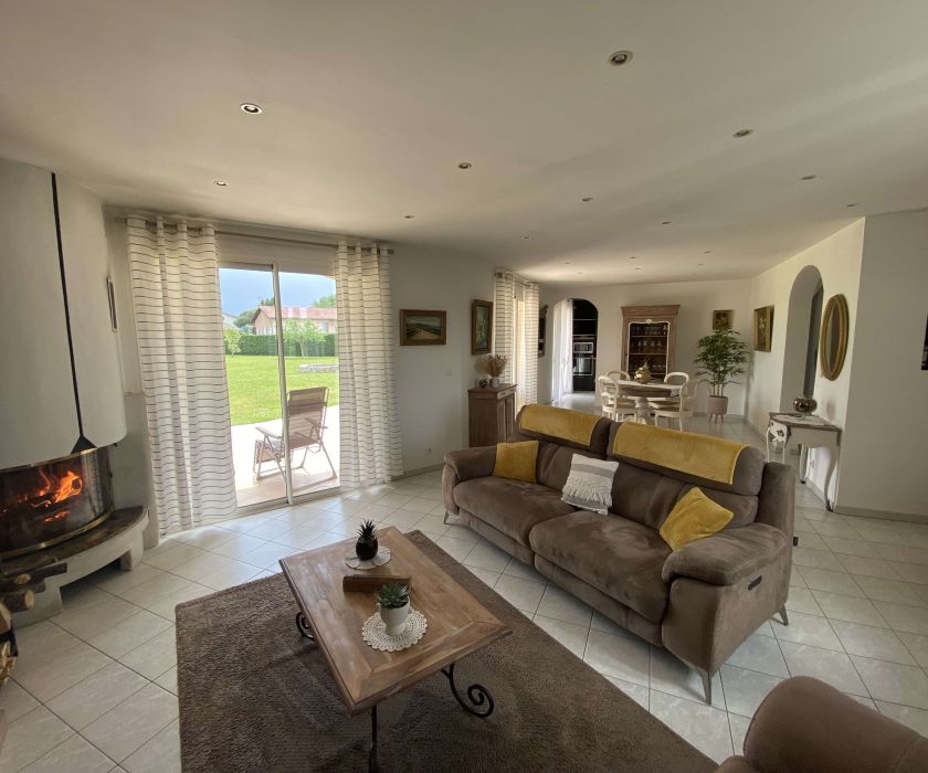 Belle villa de 145 m² hab dans un quartier résidentiel
