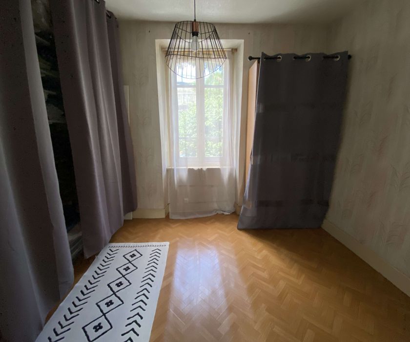 Maison de ville à 300 m du centre-ville