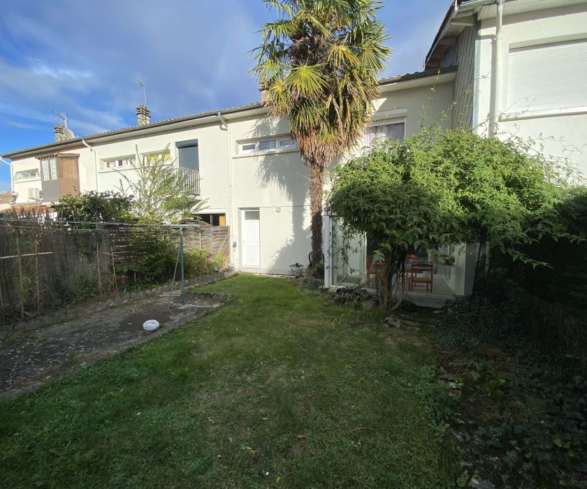 A 300 m du cœur de ville - Maison en très bon état