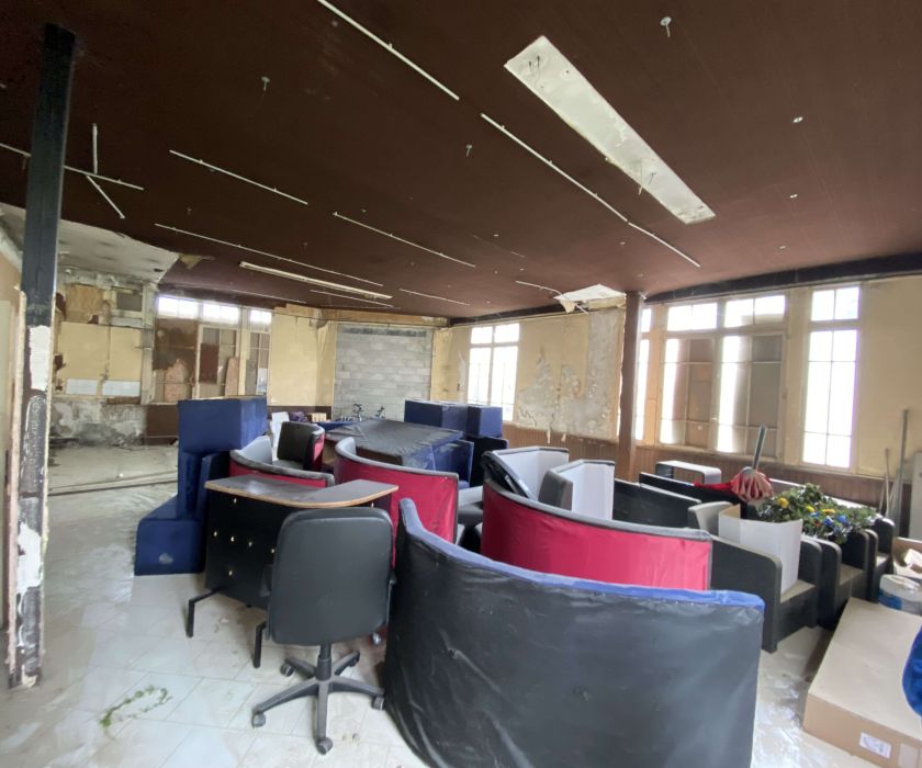 Emplacement n°1 pour commerce, bureau ou habitation