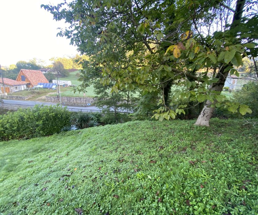 Villa dans village de montagne calme et recherché