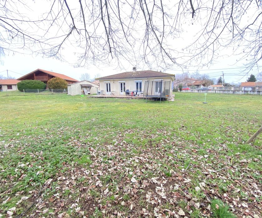 Villa plain pied avec terrain