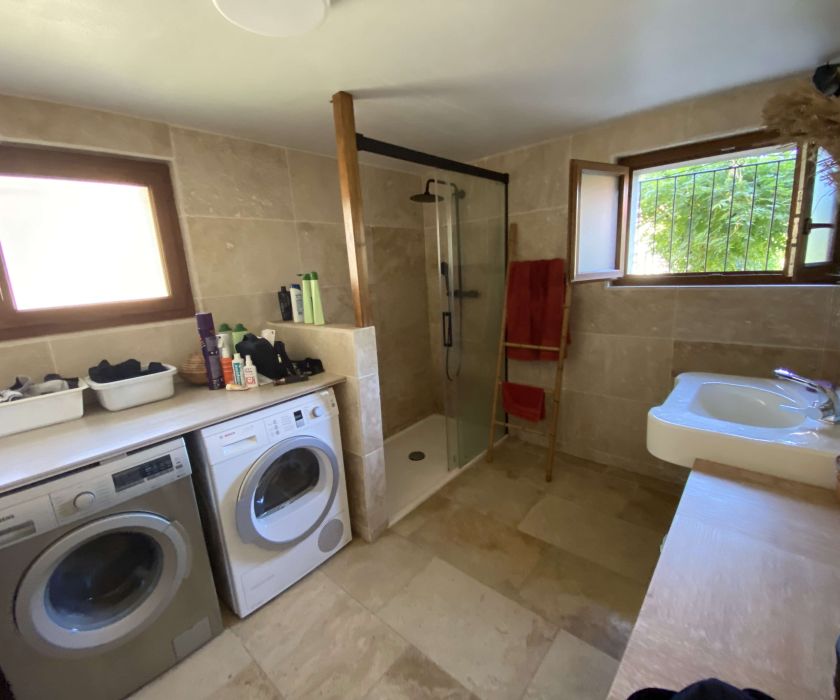 Commingeoise rénovée avec dépendances