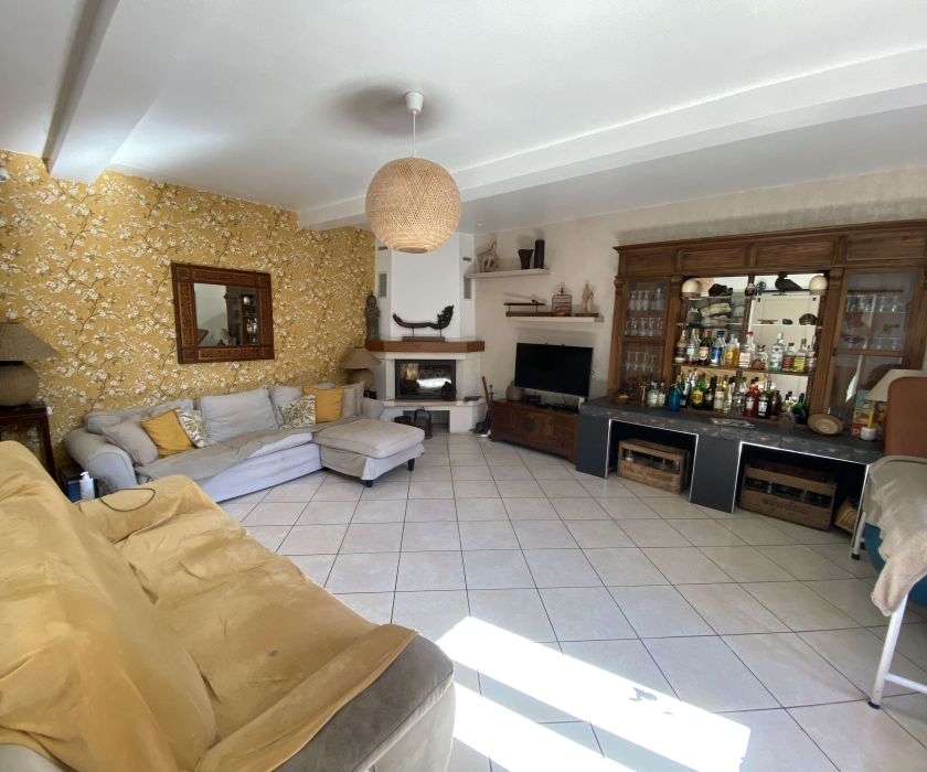 Commingeoise rénovée avec dépendances