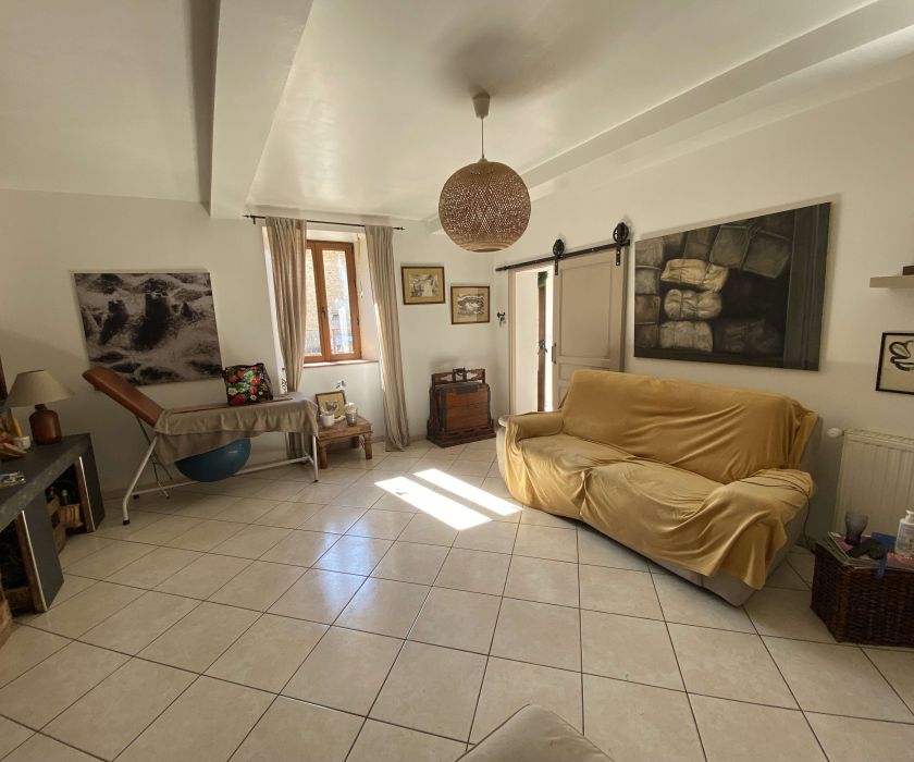 Commingeoise rénovée avec dépendances