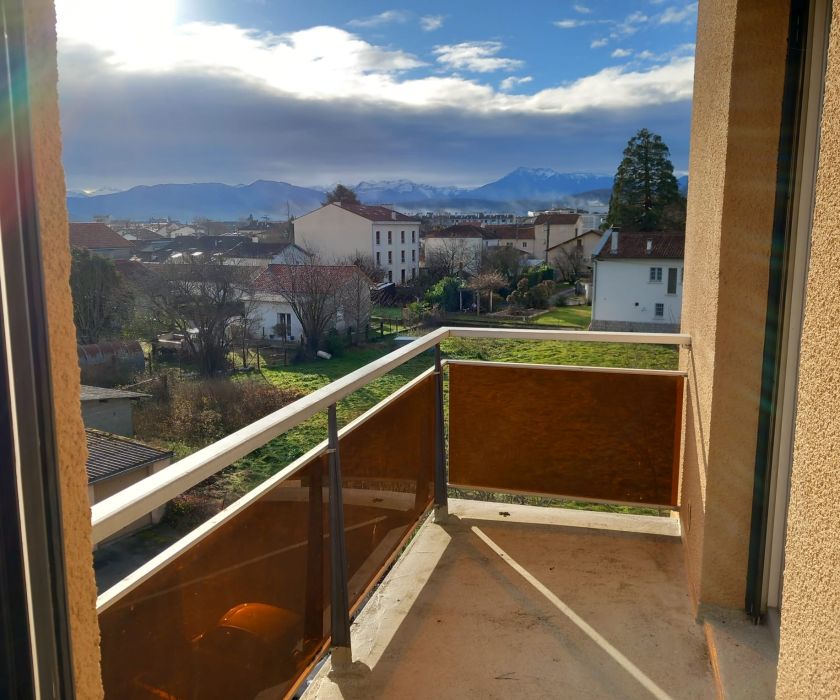 Appartement T2  avec ascenseur et parking privé