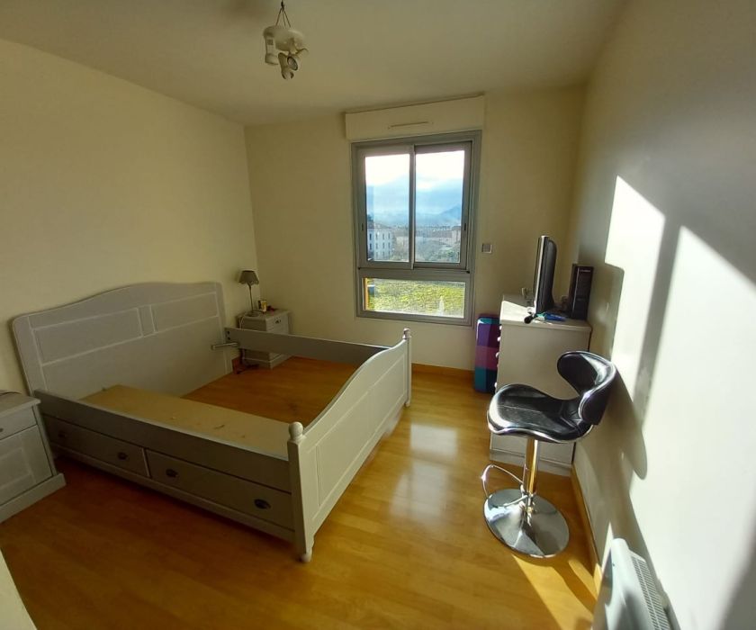 Appartement T2  avec ascenseur et parking privé