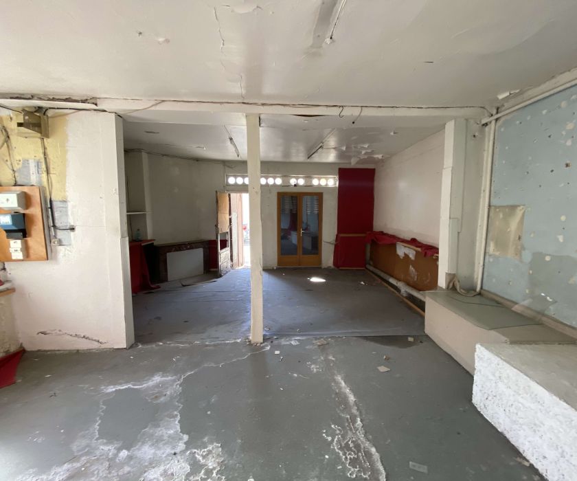 Proche centre Montréjeau - Maison avec local à rénover