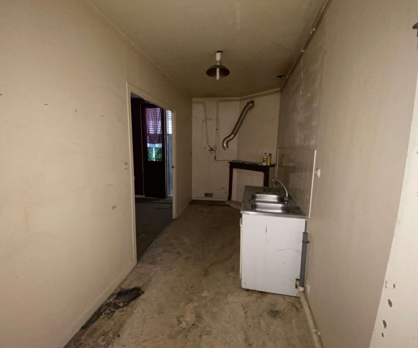 Proche centre Montréjeau - Maison avec local à rénover